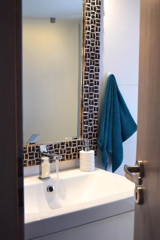 לרנקה Mackenzie Beach Zen-Apartment דירה
