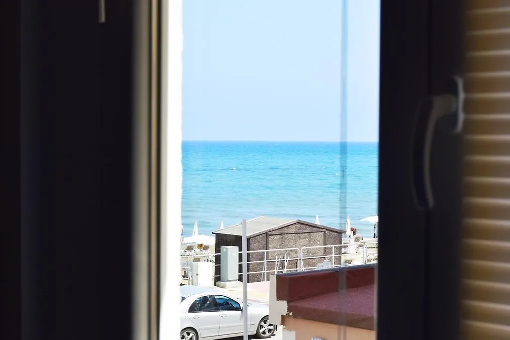 לרנקה Mackenzie Beach Zen-Apartment 0*,