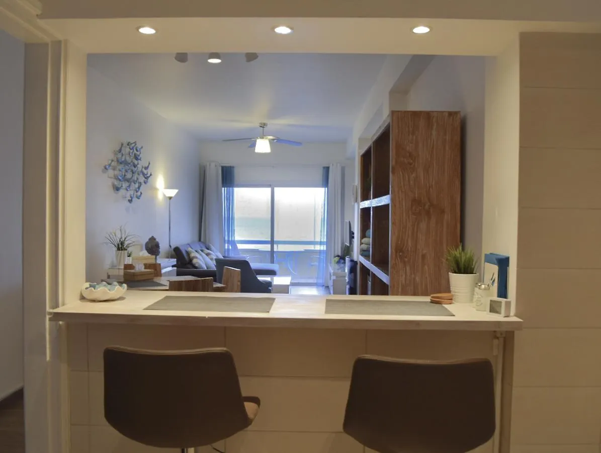 לרנקה Mackenzie Beach Zen-Apartment